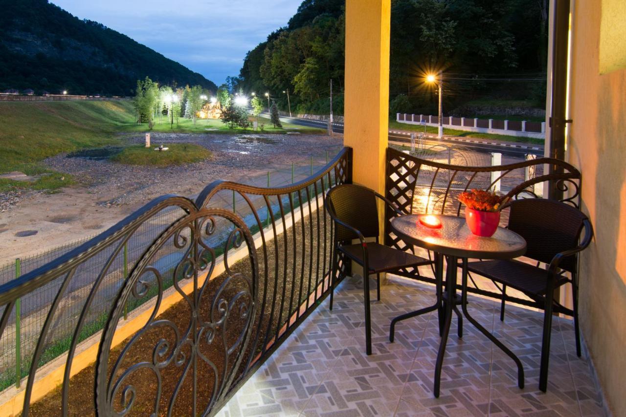 Vila Poienita Caciulata Calimanesti Exterior foto